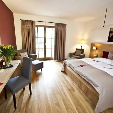 Q! Szálloda Kitzbühel